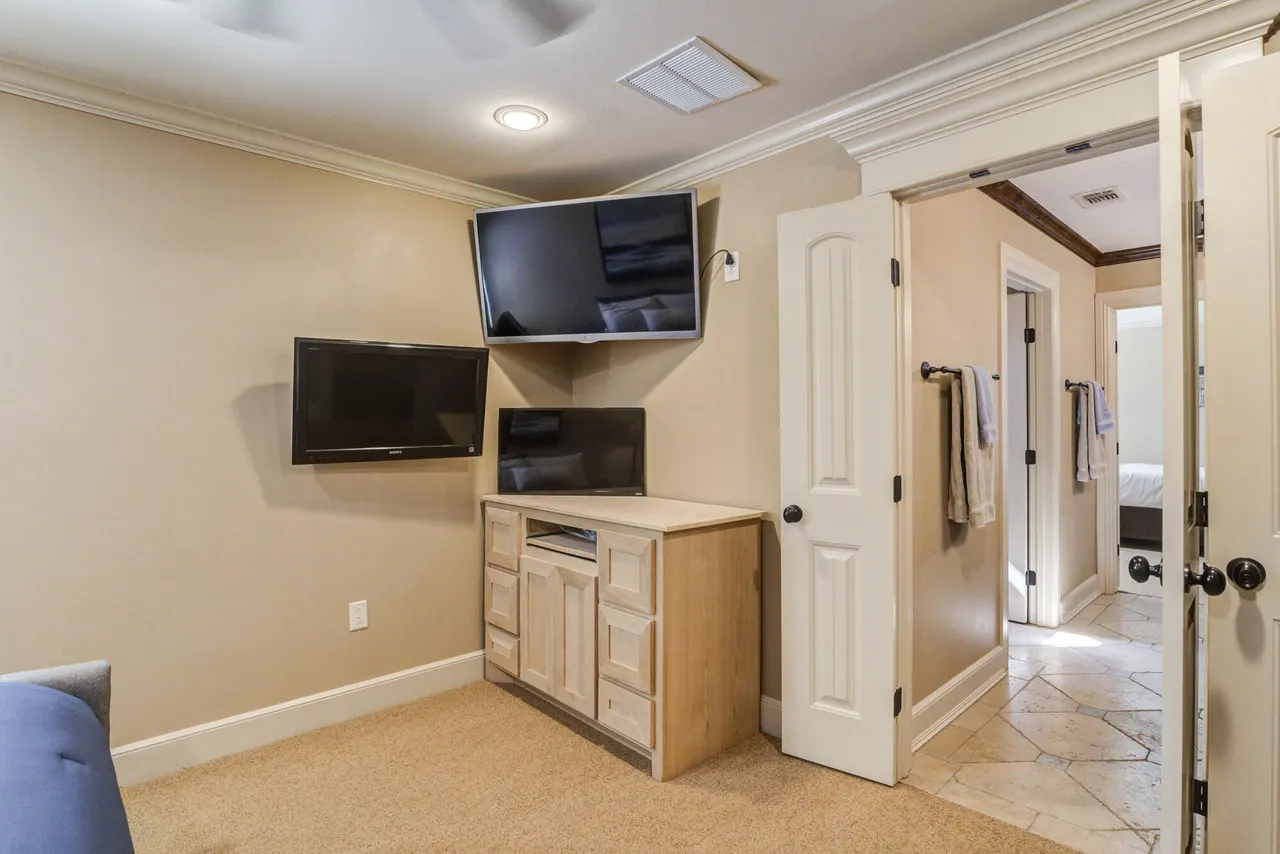 Photo 42 — 8 Tuscan Villas Circle, Lubbock, TX 79423
