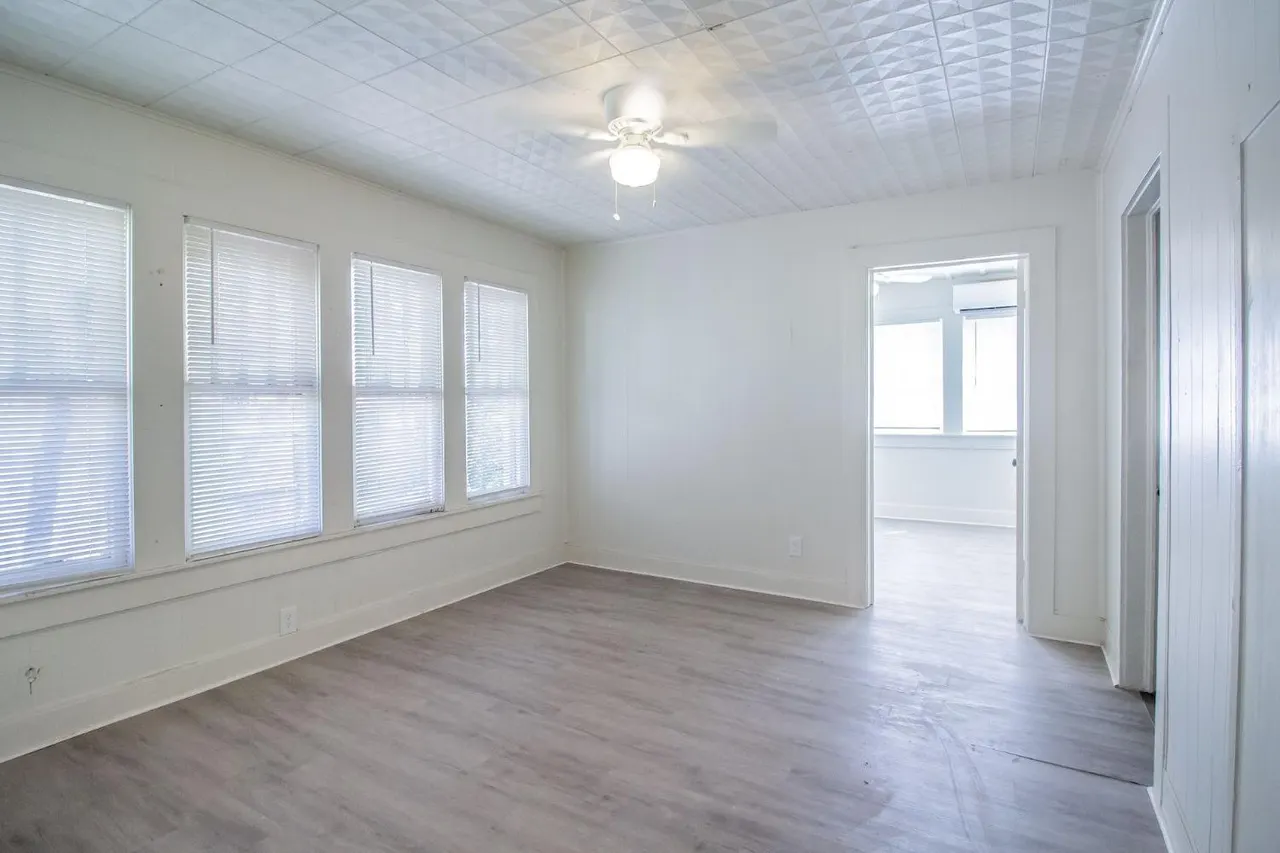 Photo 13 — 1911 22nd Street, Lubbock, TX 79411