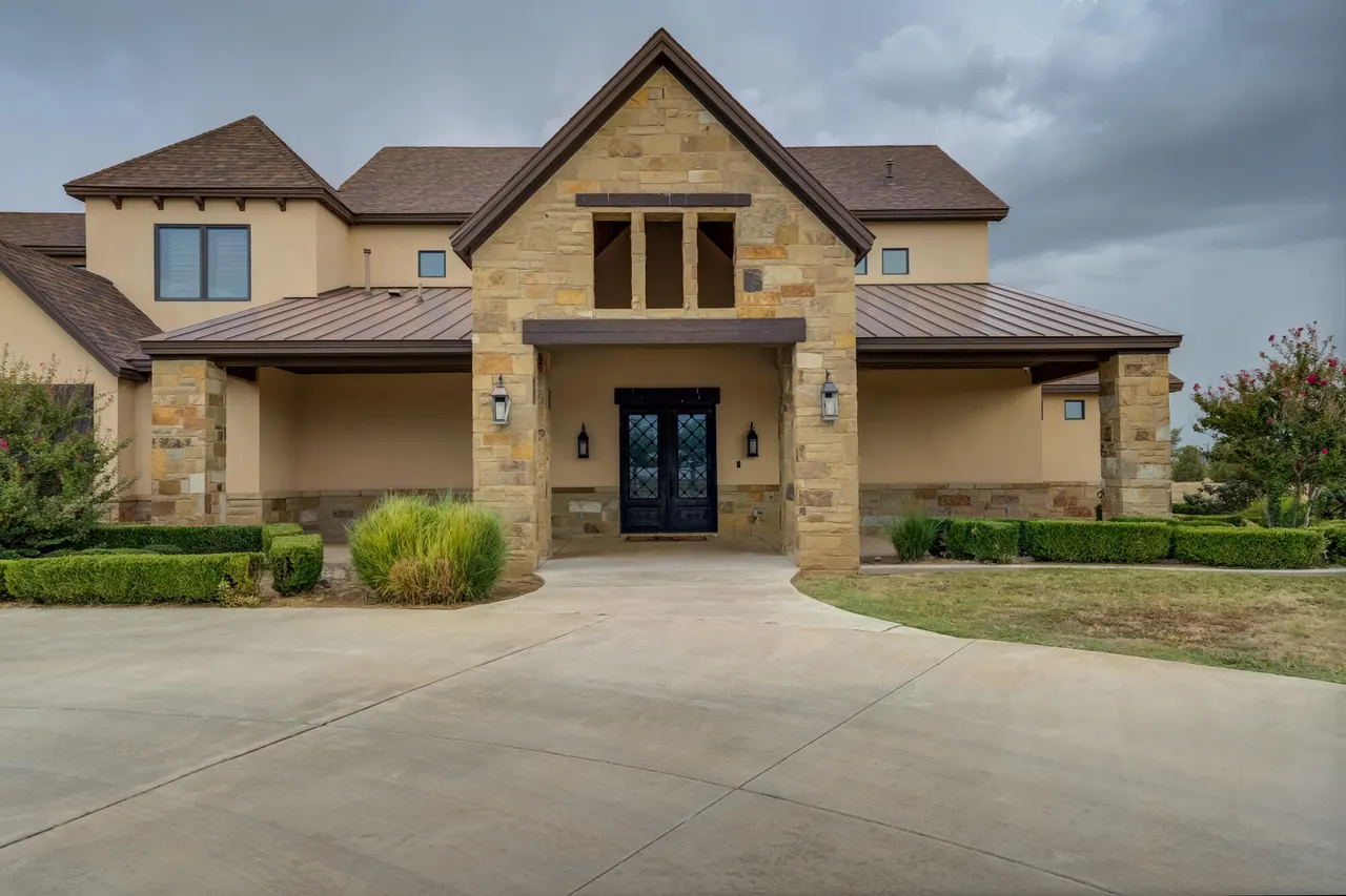 Photo 10 — 8009 F M 2641, Shallowater, TX 79363