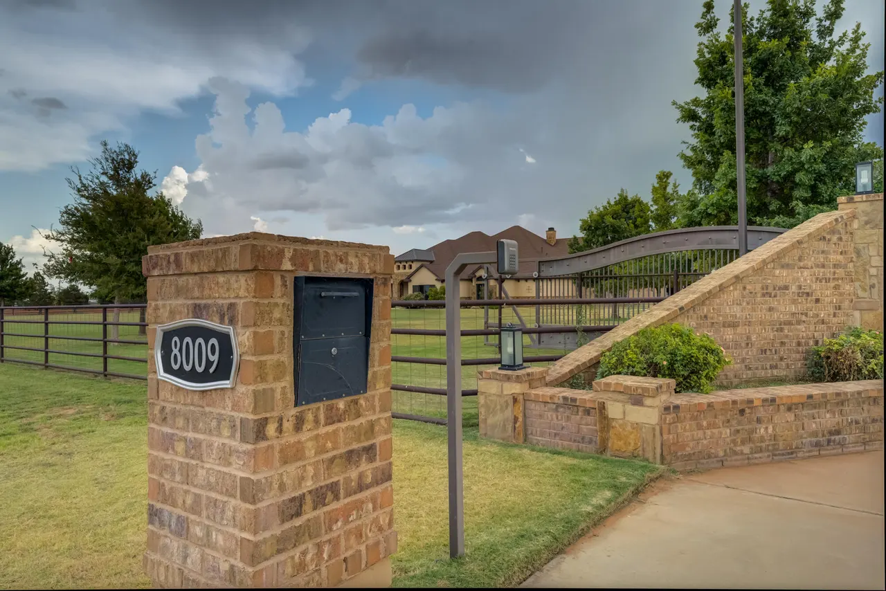 Photo 11 — 8009 F M 2641, Shallowater, TX 79363