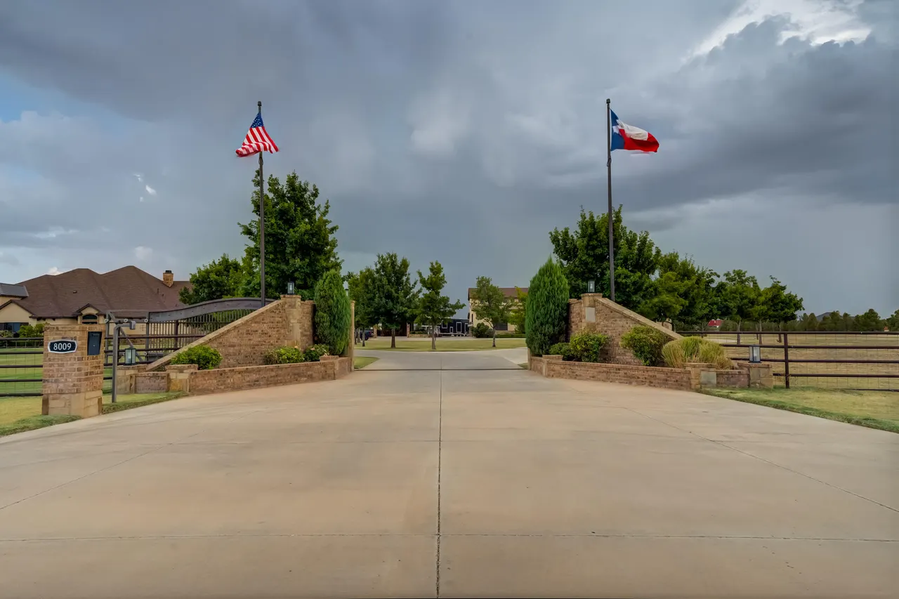 Photo 12 — 8009 F M 2641, Shallowater, TX 79363