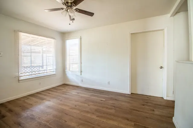 Photo 4 — 3707 Avenue S, Lubbock, TX 79412