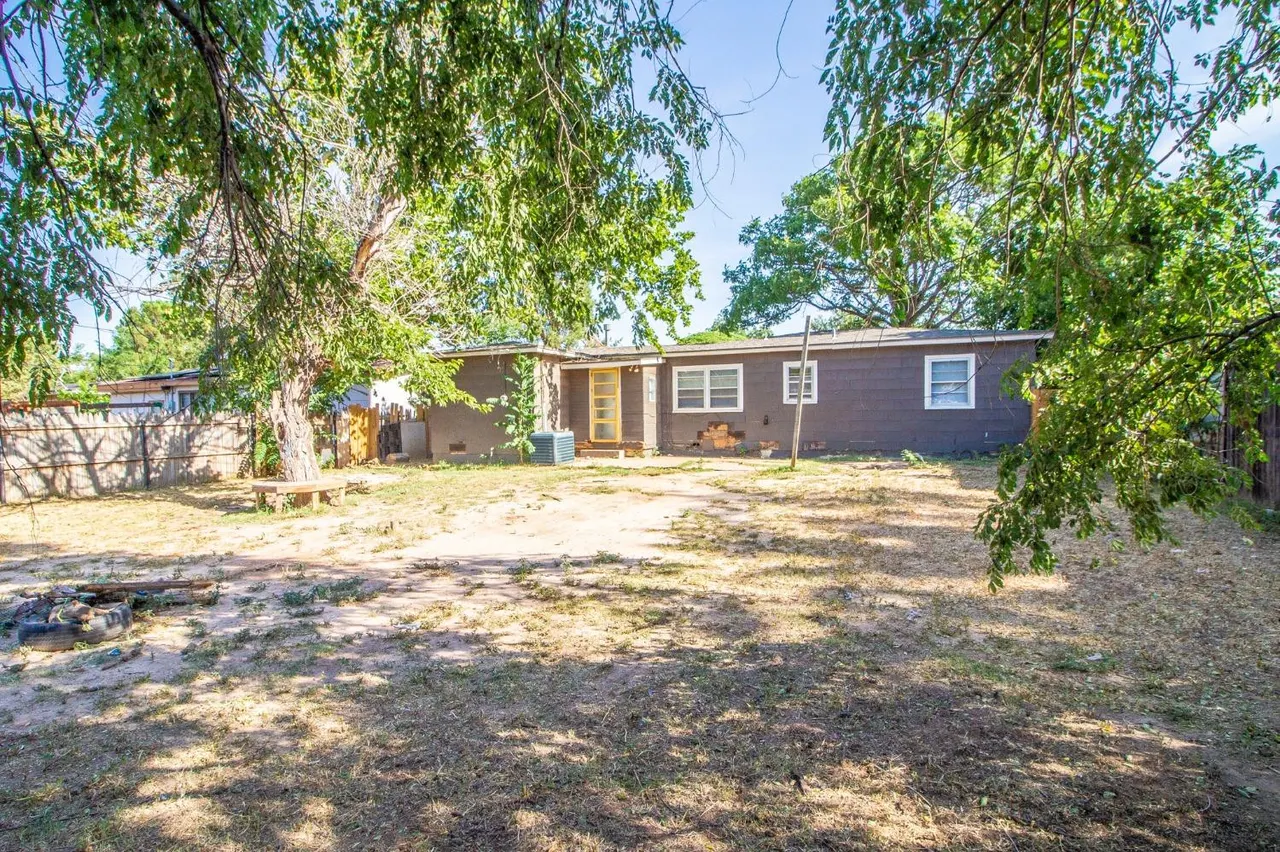 Photo 15 — 2011 45th Street, Lubbock, TX 79412