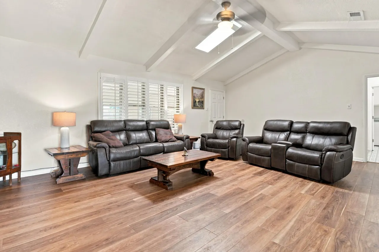 Photo 5 — 2813 74th Place, Lubbock, TX 79423