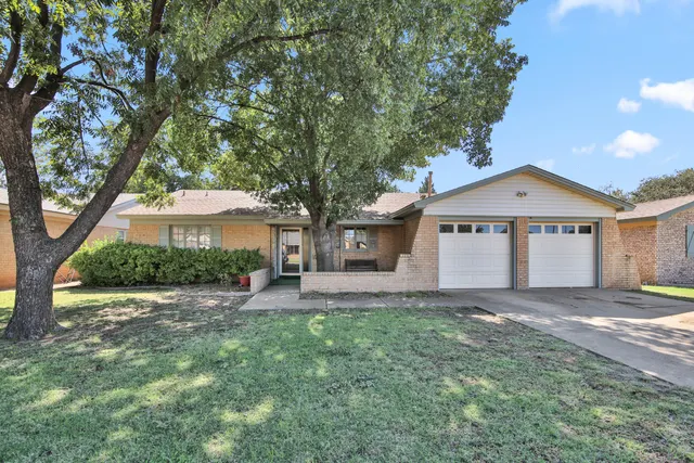 Photo 2 — 4409 55th Street, Lubbock, TX 79414