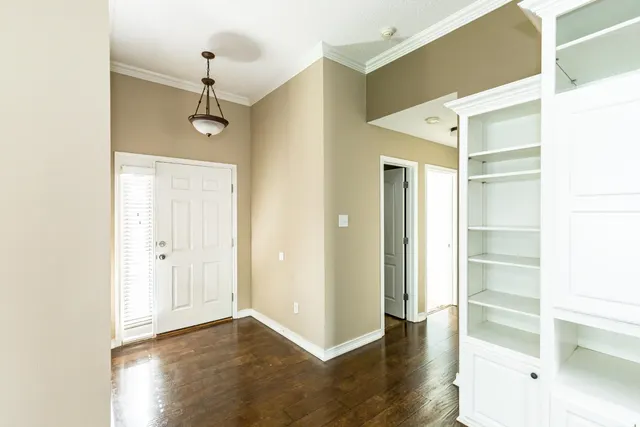 Photo 3 — 9706 Avenue W, Lubbock, TX 79423