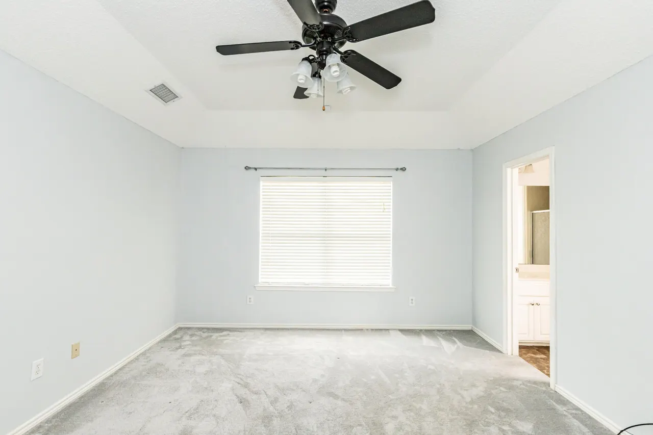 Photo 14 — 9706 Avenue W, Lubbock, TX 79423