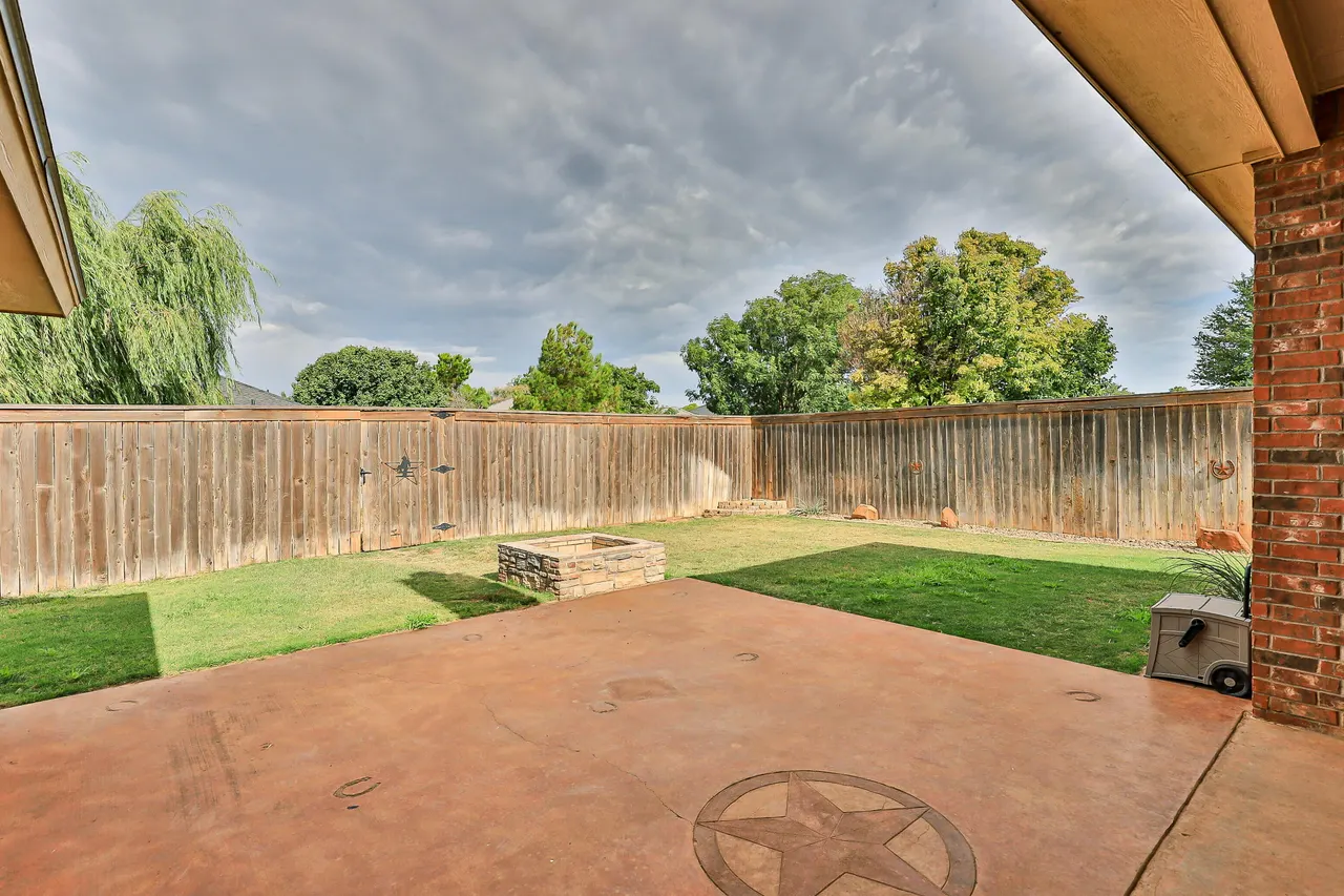 Photo 17 — 9706 Avenue W, Lubbock, TX 79423