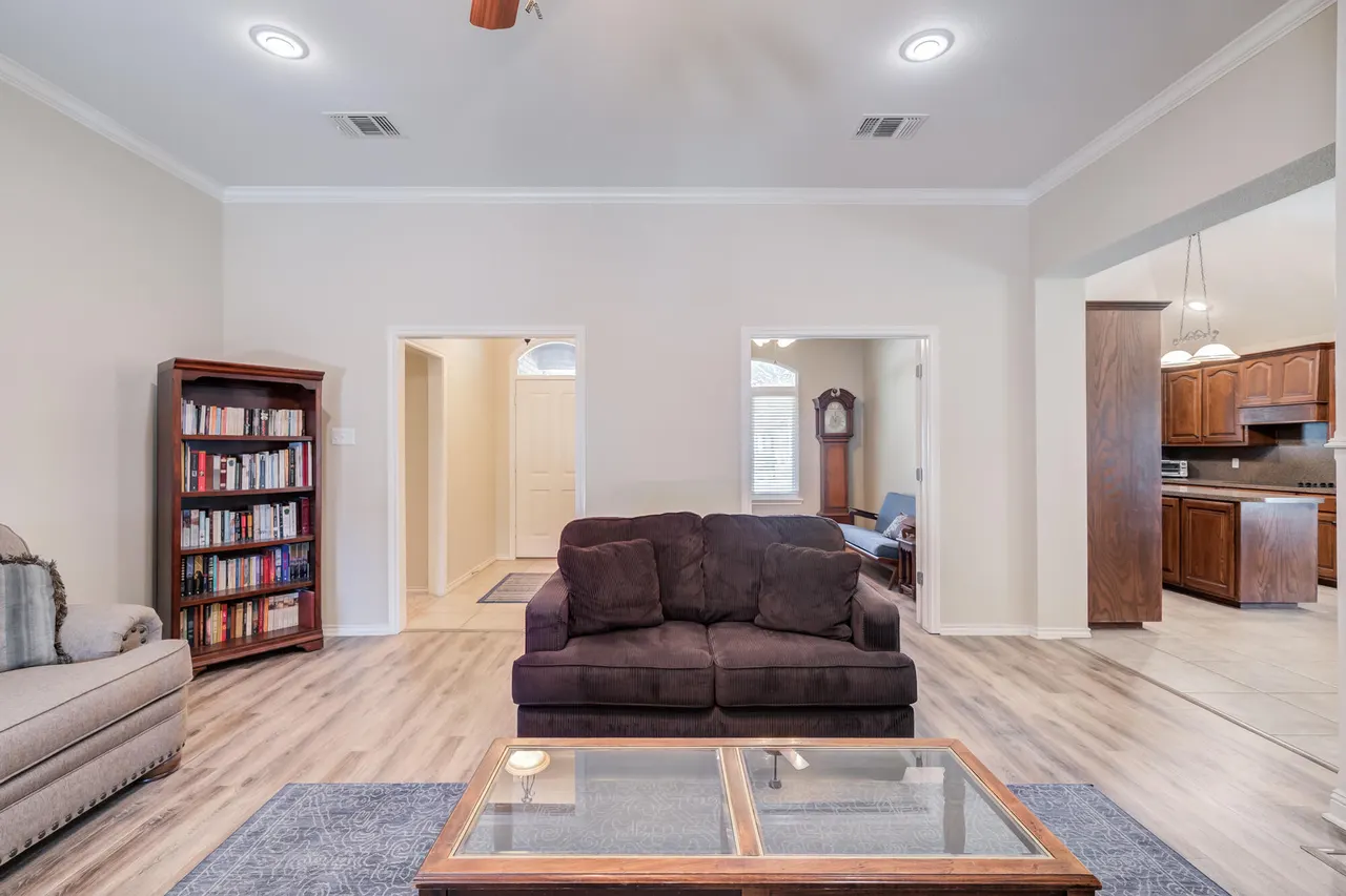 Photo 9 — 4517 109th Street, Lubbock, TX 79424