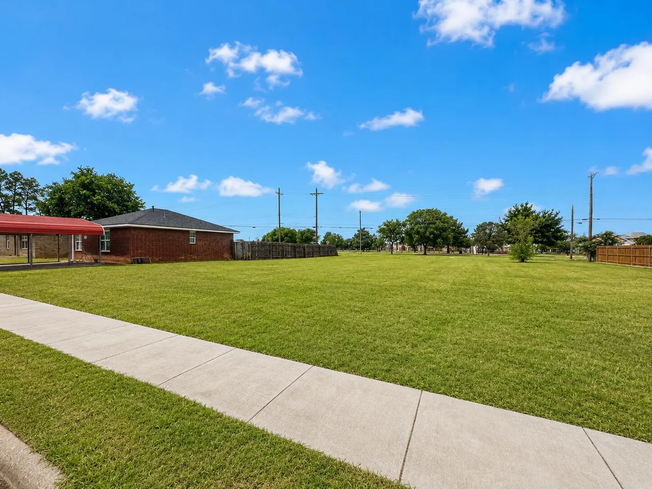 Photo 2 — 1326 E 25th Street, Lubbock, TX 79404