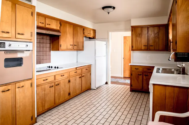 Photo 4 — 4926 48th Street, Lubbock, TX 79414