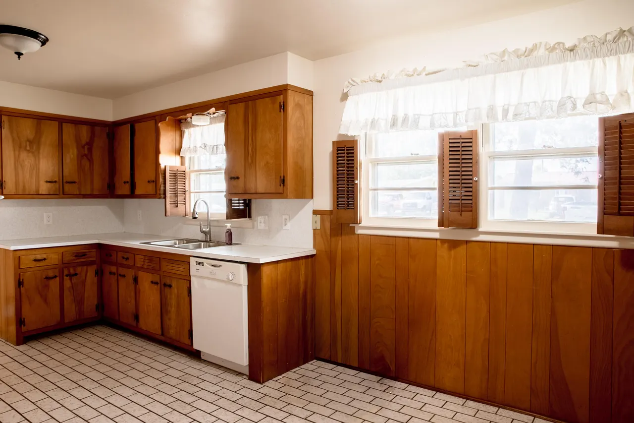 Photo 5 — 4926 48th Street, Lubbock, TX 79414