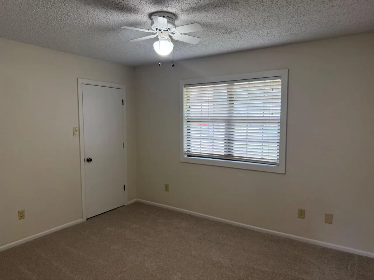 Photo 17 — 7106 Aberdeen Avenue, Lubbock, TX 79424