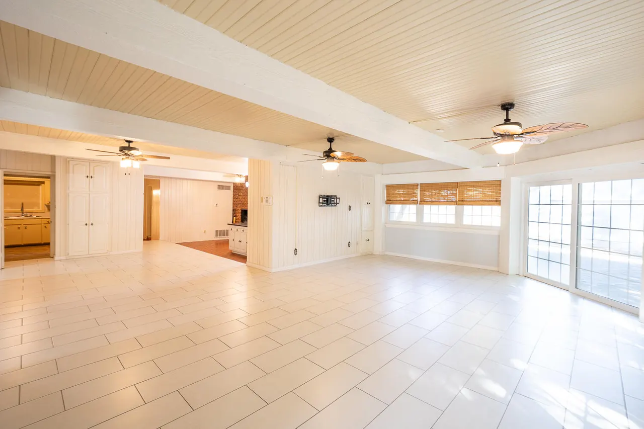 Photo 14 — 5104 19th Street, Lubbock, TX 79407