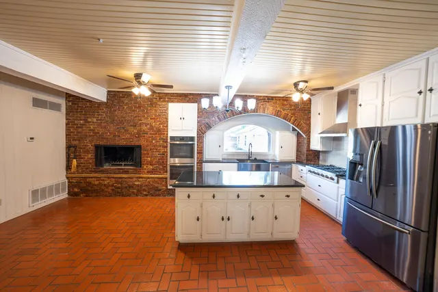 Photo 7 — 5104 19th Street, Lubbock, TX 79407