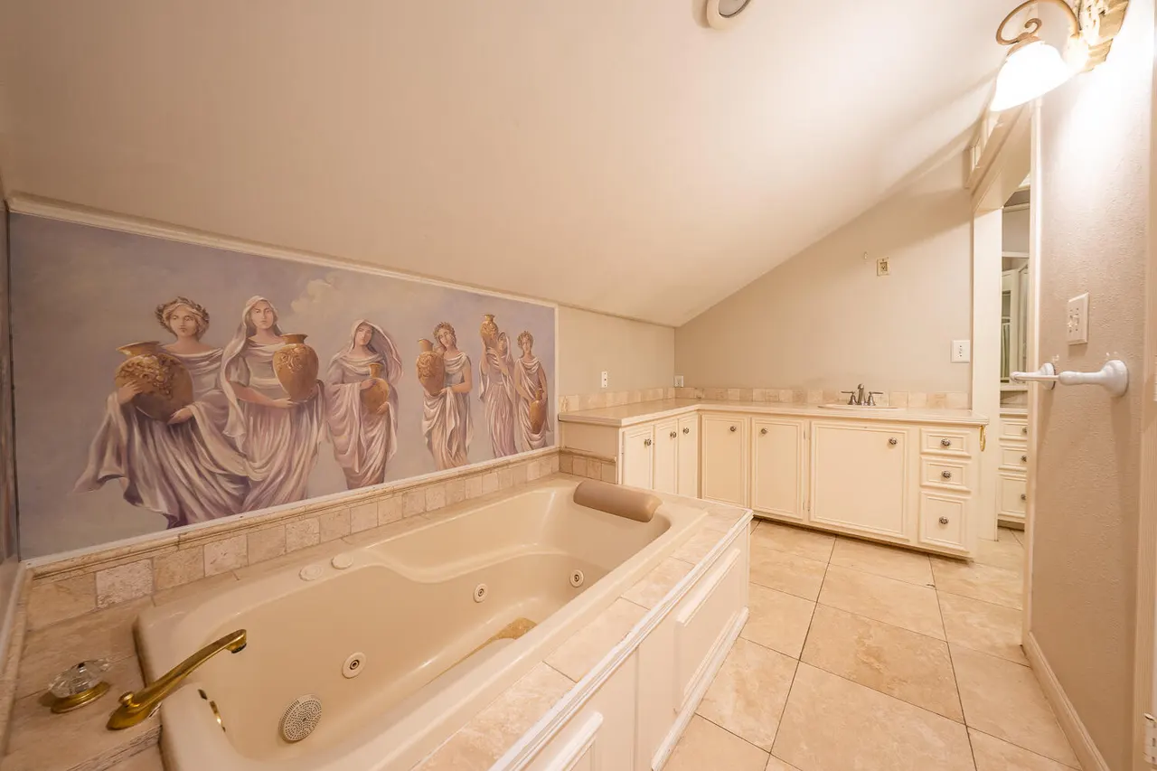 Photo 40 — 5104 19th Street, Lubbock, TX 79407