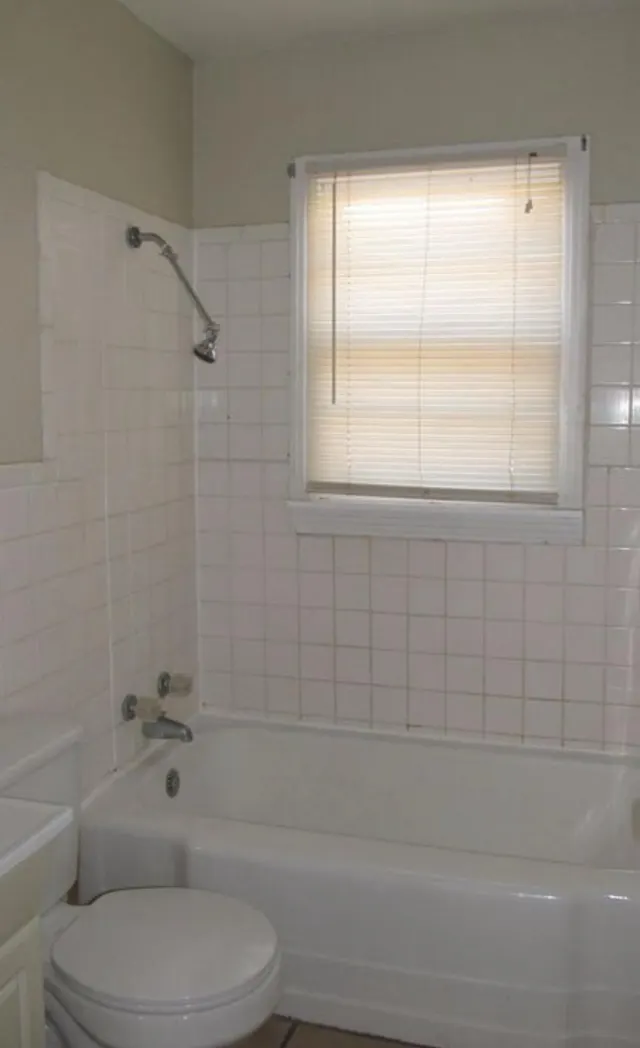 Photo 4 — 2008 48th Street, Lubbock, TX 79412