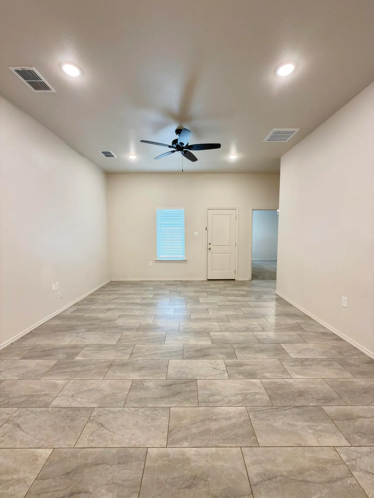 Photo 14 — 1140 N 7th Street, Wolfforth, TX 79382
