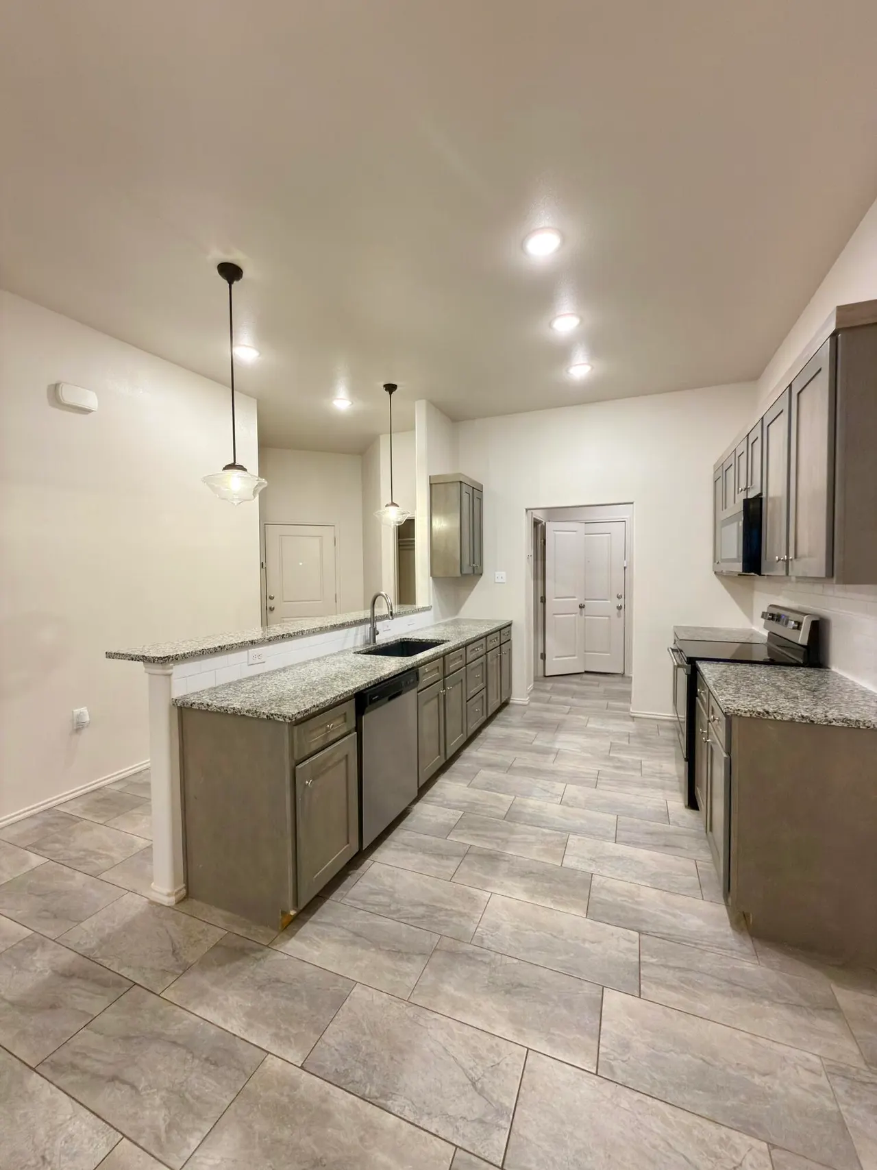 Photo 6 — 1140 N 7th Street, Wolfforth, TX 79382