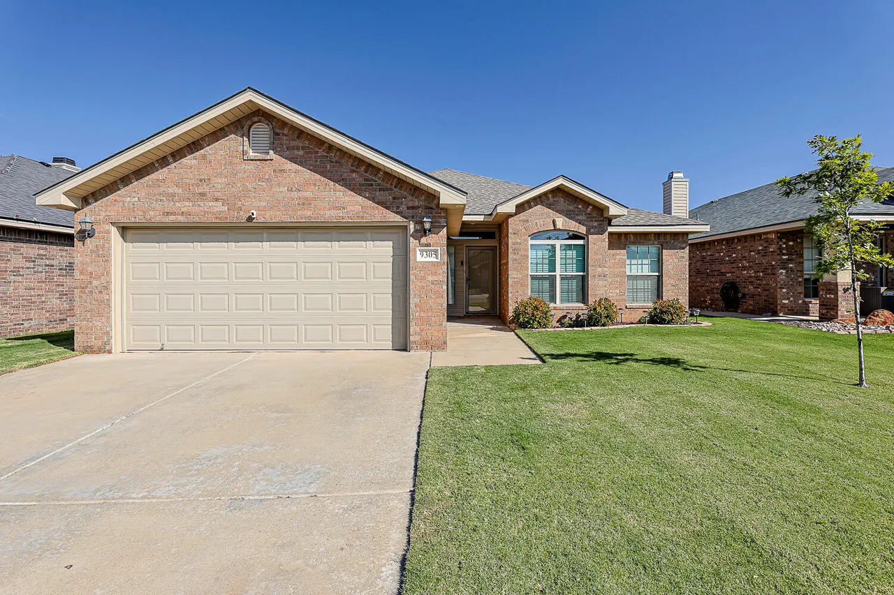 Front exterior — 9305 Rochester Avenue, Lubbock, TX 79424