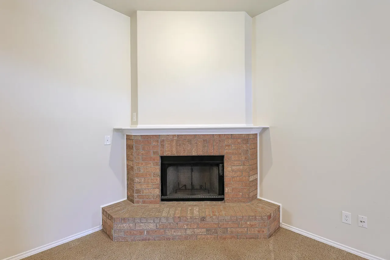 Photo 6 — 9305 Rochester Avenue, Lubbock, TX 79424