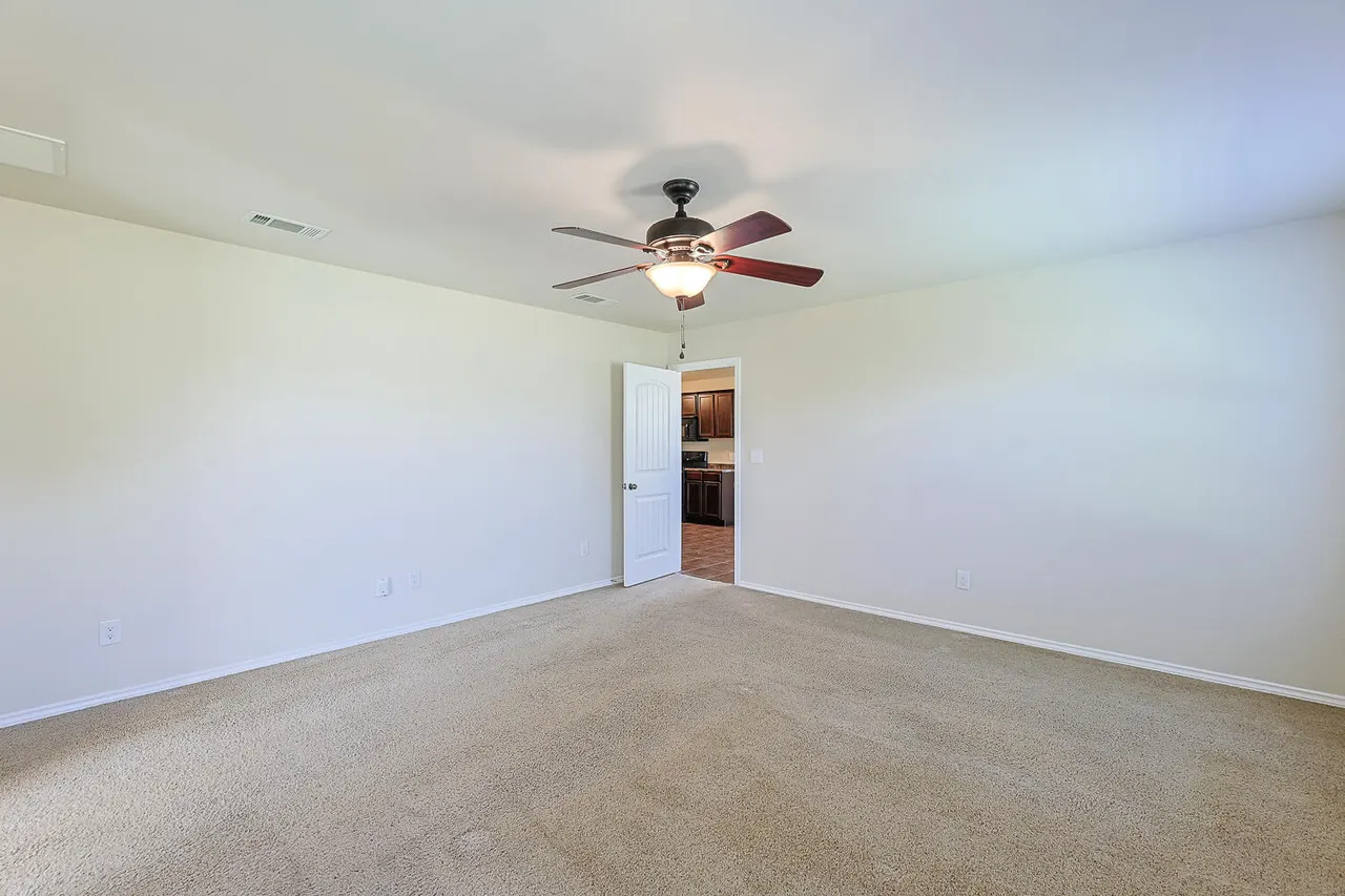 Photo 20 — 9305 Rochester Avenue, Lubbock, TX 79424