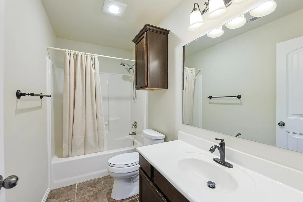 Photo 32 — 9305 Rochester Avenue, Lubbock, TX 79424