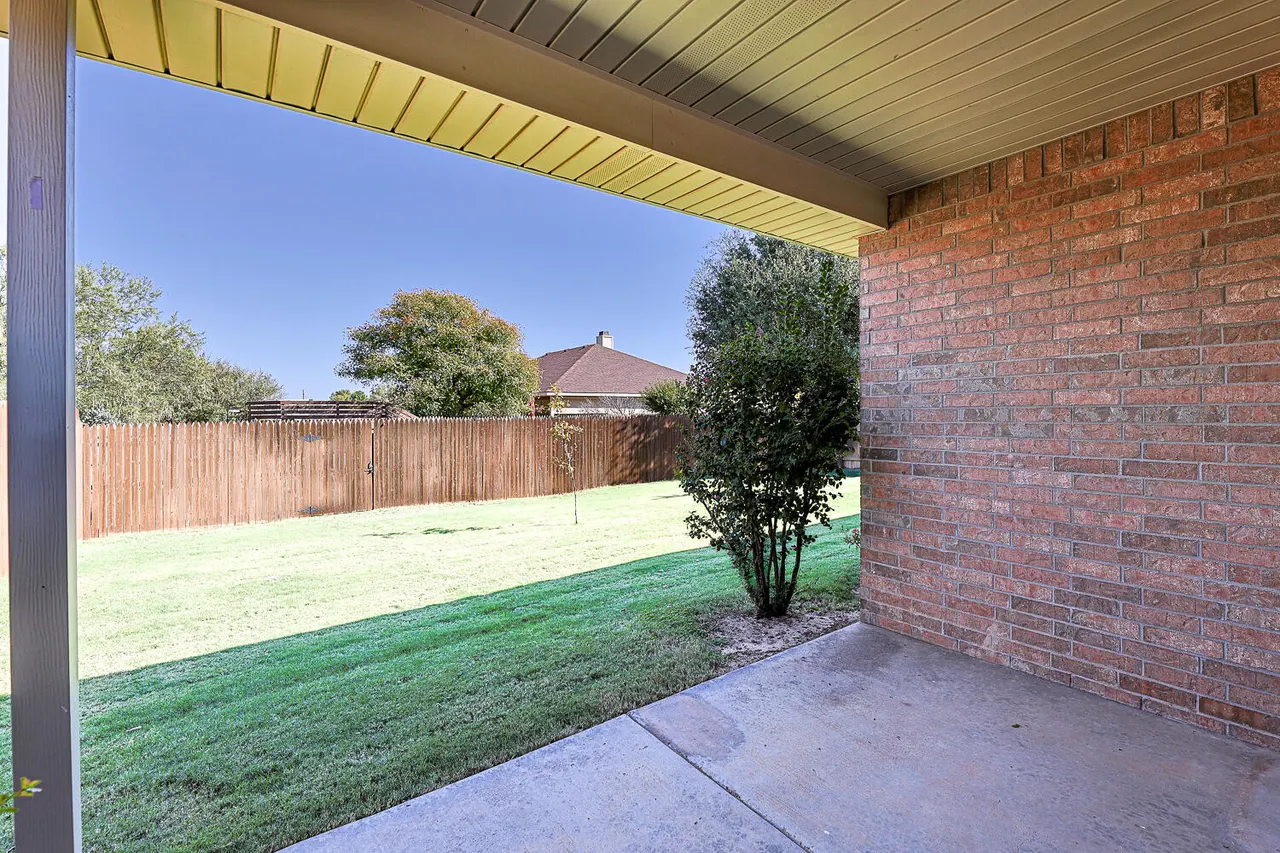 Photo 37 — 9305 Rochester Avenue, Lubbock, TX 79424