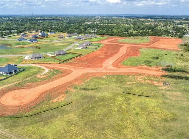 Photo 3 — 1117 Lucas Way, Newcastle, OK 73065