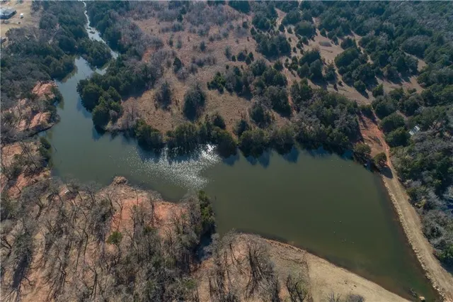 Photo 6 — 1550 Bird Creek Drive, Guthrie, OK 73044