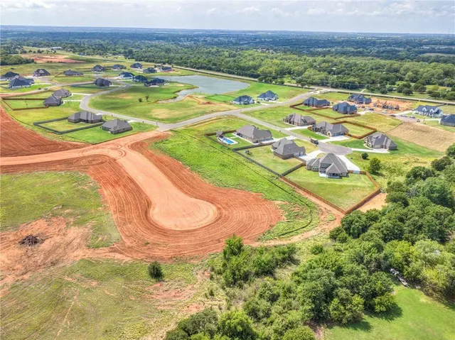 Photo 8 — 1241 Lucas Court, Newcastle, OK 73065