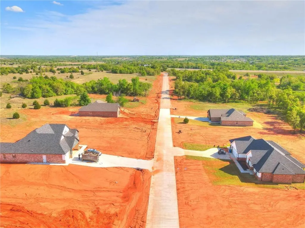 Photo 3 — 1200 Layla Ln, Blanchard, OK 73010