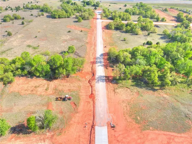 Photo 7 — 1249 Layla Lane, Blanchard, OK 73010