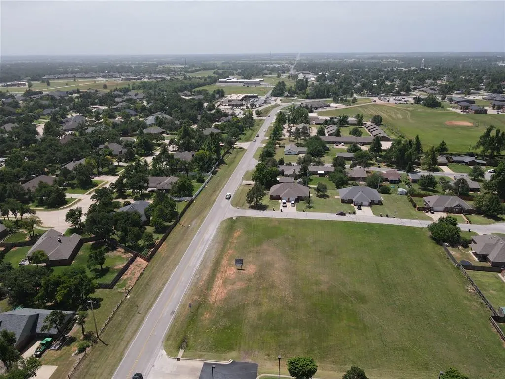 Front exterior — 2 N Council Road, Blanchard, OK 73010