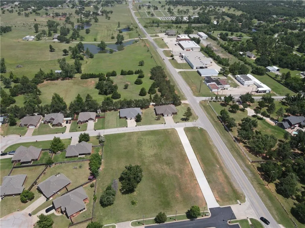 Photo 8 — 2 N Council Road, Blanchard, OK 73010