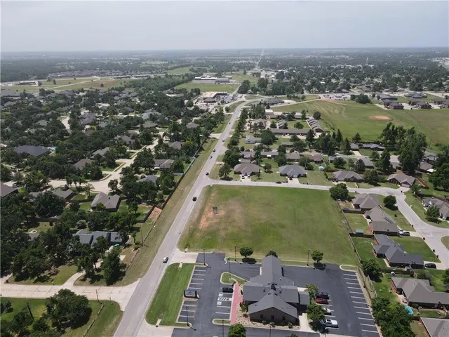 Photo 2 — 2 N Council Road, Blanchard, OK 73010