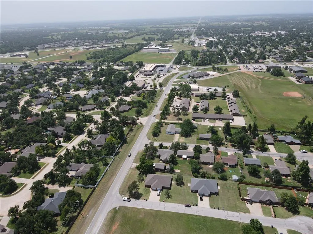 Photo 6 — 2 N Council Road, Blanchard, OK 73010