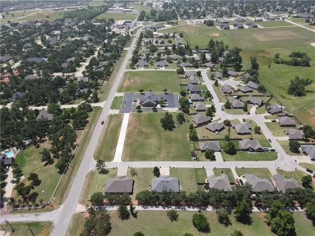 Photo 3 — 3 N Council Road, Blanchard, OK 73010
