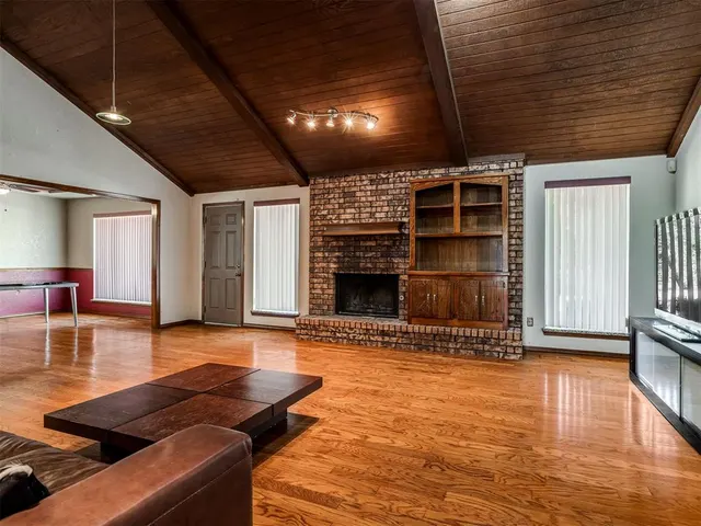 Photo 6 — 11236 NW 109th Street, Yukon, OK 73099