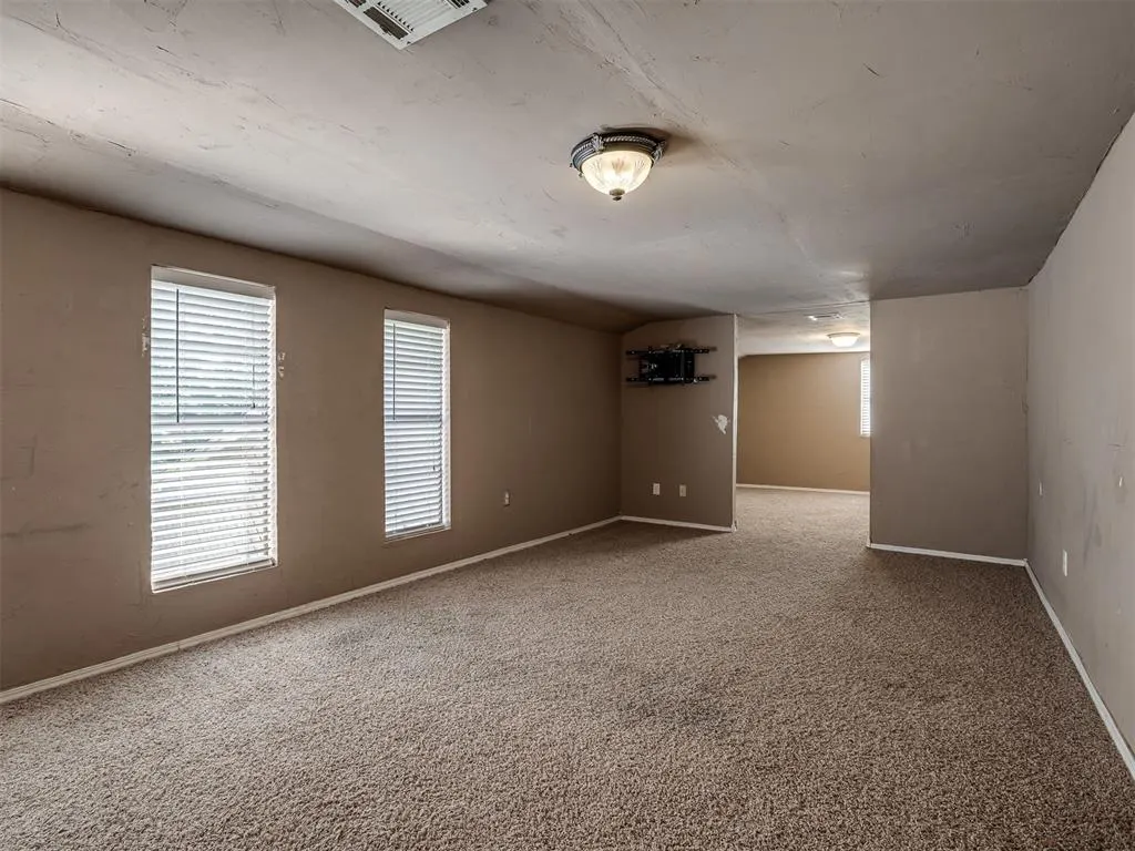Photo 35 — 11236 NW 109th Street, Yukon, OK 73099