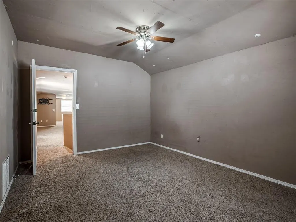 Photo 37 — 11236 NW 109th Street, Yukon, OK 73099