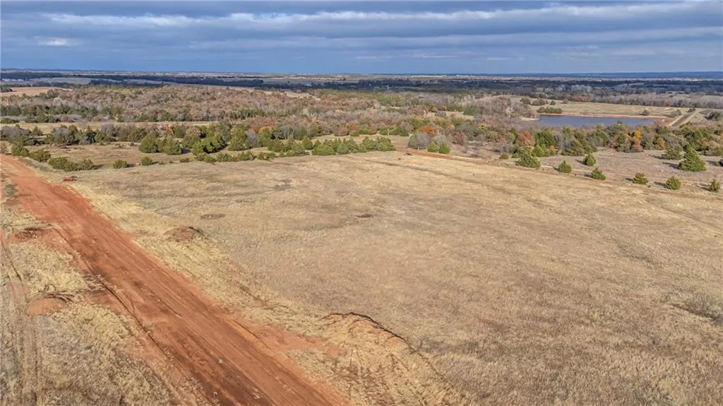 Photo 7 — 7400 Meadowlark Lane, Guthrie, OK 73044