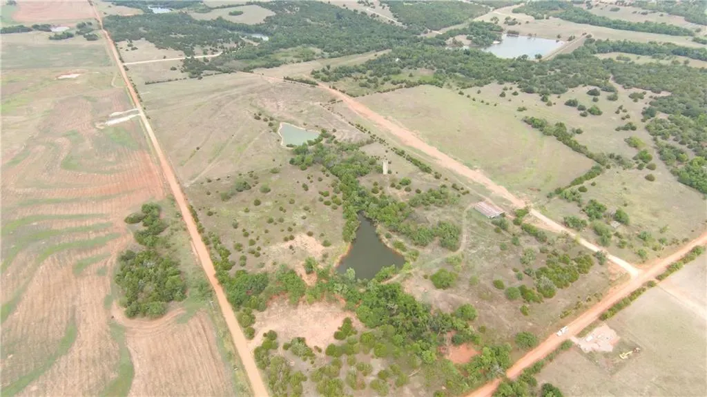 Photo 3 — 7634 Meadowlark Lane, Guthrie, OK 73044