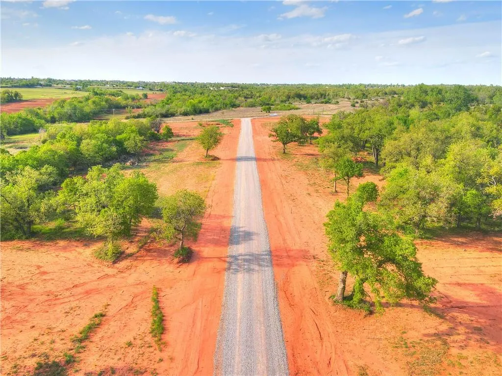 Photo 8 — 1201 Jerzee Mae Road, Blanchard, OK 73010