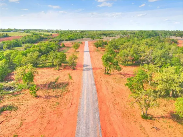 Photo 7 — 1201 Jerzee Mae Road, Blanchard, OK 73010