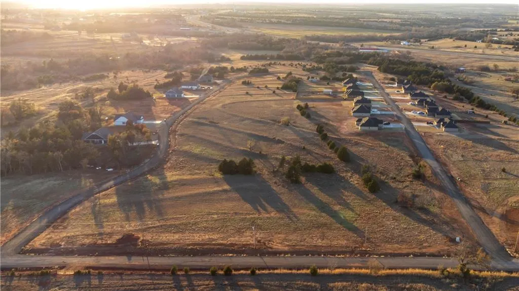 Photo 3 — 1325 N Post Road, Guthrie, OK 73044