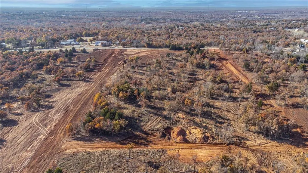 Photo 3 — 3149 Road Runner Court, Guthrie, OK 73044