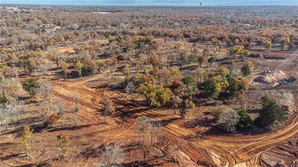 Photo 4 — 3149 Road Runner Court, Guthrie, OK 73044