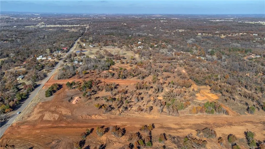 Photo 7 — 3125 Road Runner Court, Guthrie, OK 73044
