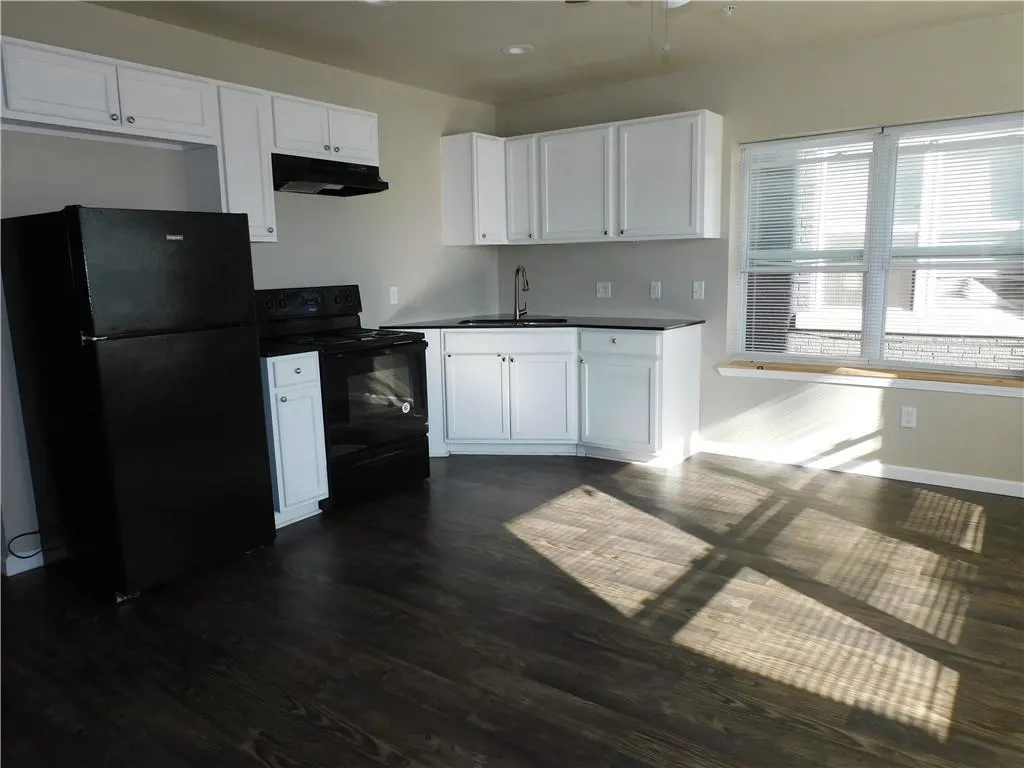 Photo 19 — 2321 NW 12th Street A, Oklahoma City, OK 73107